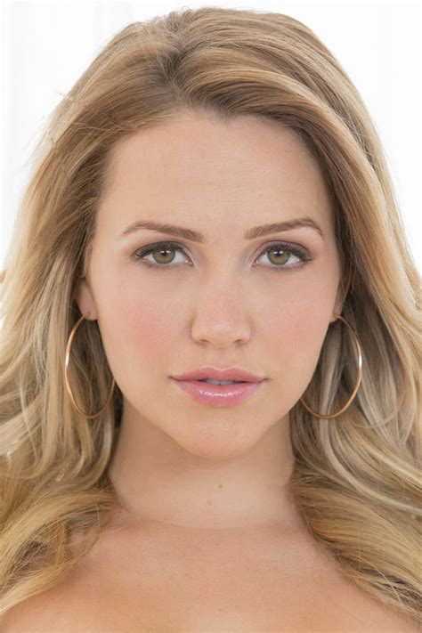 mia malkova porno|Mia Malkova